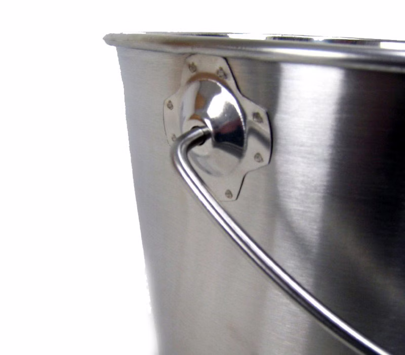 Edelstahl-Eimer-Kuecheneimer-14-Liter-206426_2.jpg Edelstahl-Eimer-Kuecheneimer-14-Liter-206426_2.jpg