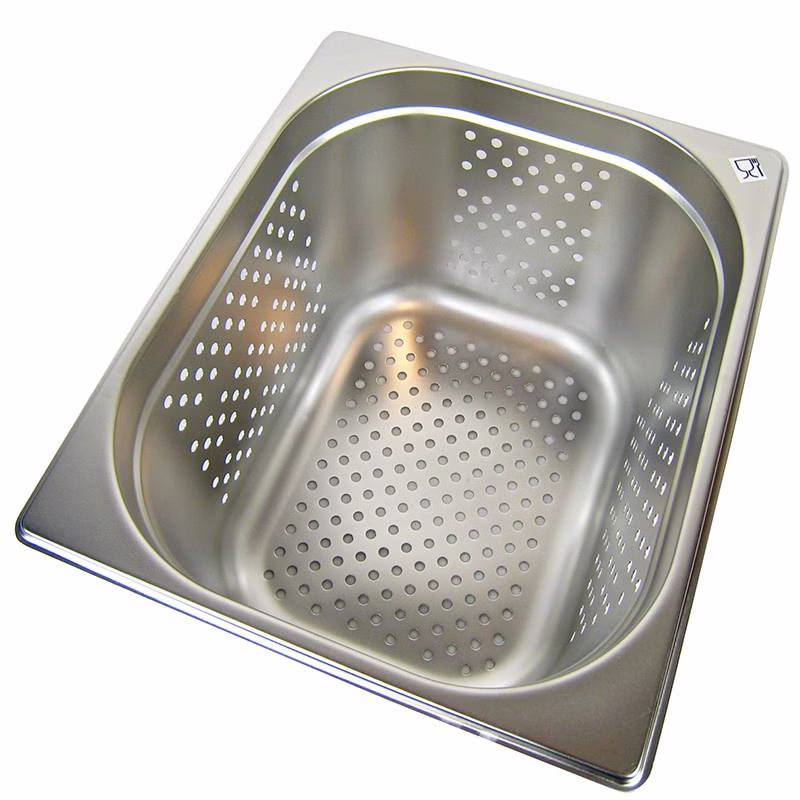 AcMax-GN-1-2-Gastronormbehaelter-GN-Behaelter-Edelstahl-12-5-Liter-Tiefe-200mm-GELOCHT-210543_1.jpg